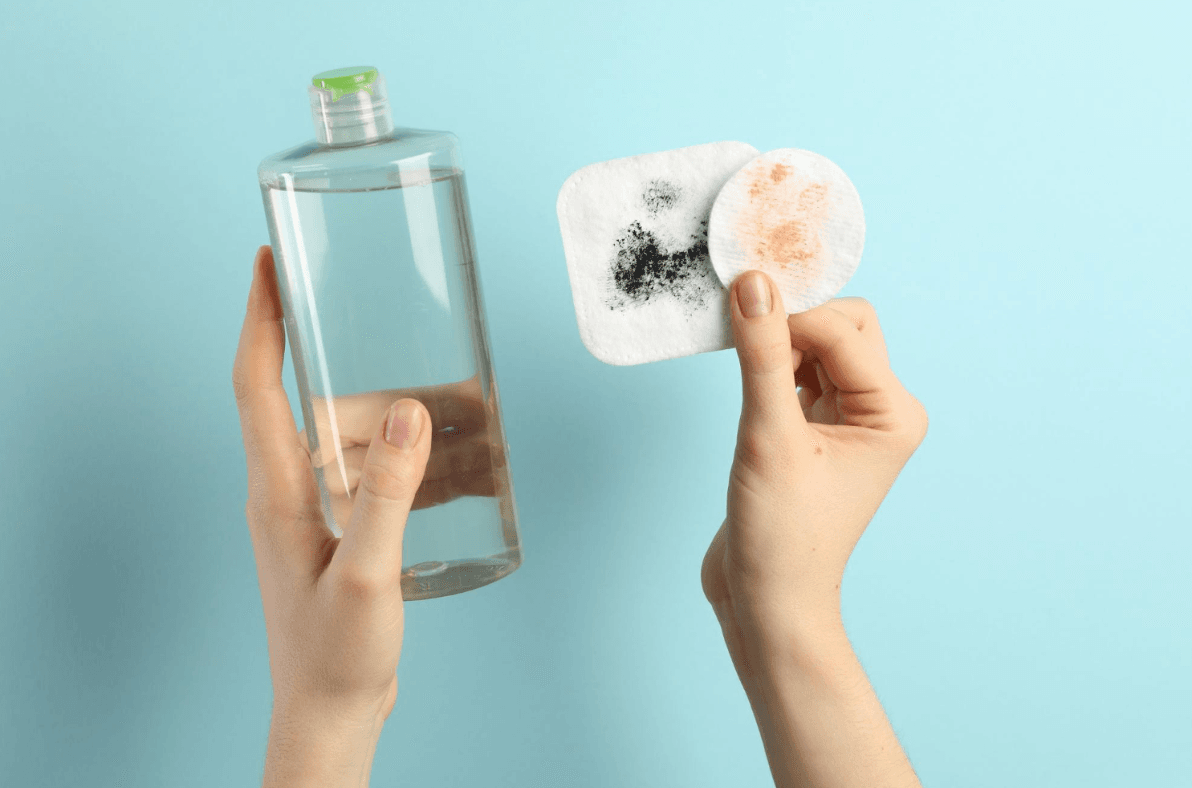 Diferencia entre agua micelar, gel limpiador y espuma: ¿Cuál elegir?